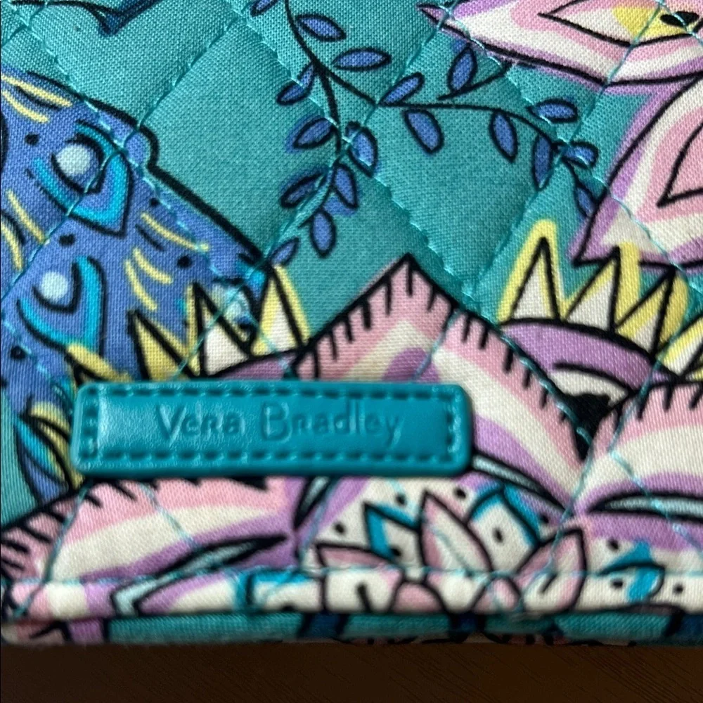 Vera Bradley Teal and Pink Quilted Wallet d05